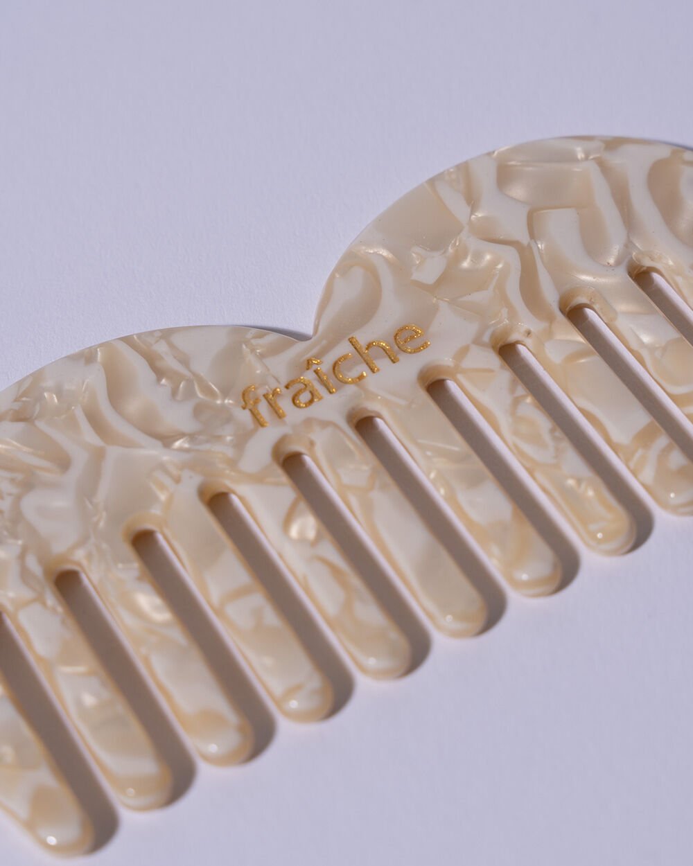 Tarak-Cream Swirl